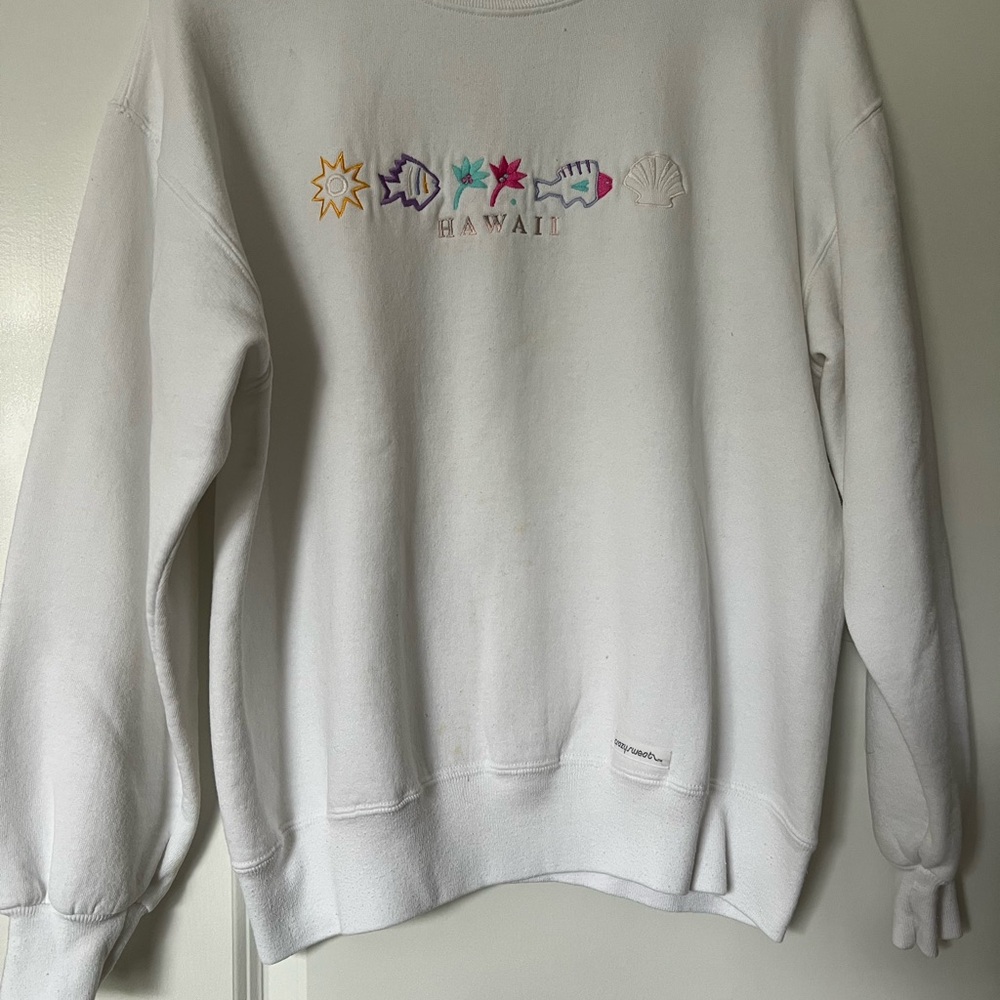 Vintage Hawaii Embroidered Sweatshirt